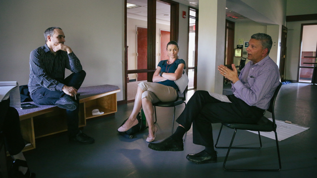 Bill Shannon meeting with Professor Pradeep Bhide of FSU’s department of neuroscience