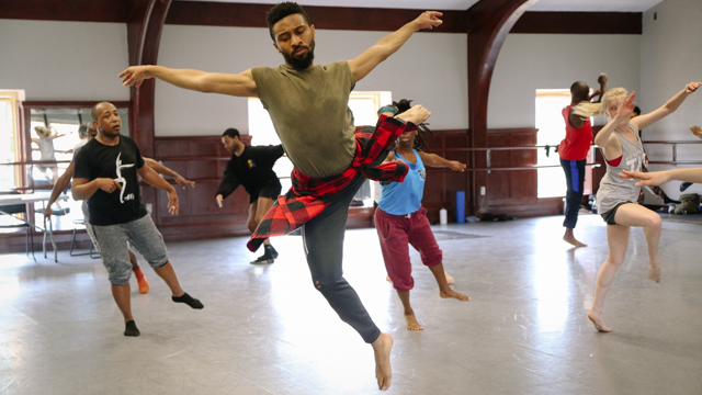 Charles Anderson and Johnnie Mercer with dancers and FSU student docents