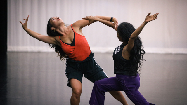 Ferreira and Chatterjea rehearse