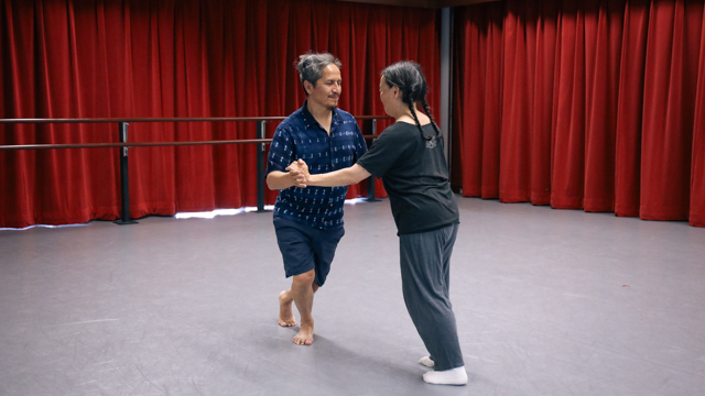 Jose Ome Navarrete Mazatl and Debby Kajiyama move in the studio during their MANCC site visit